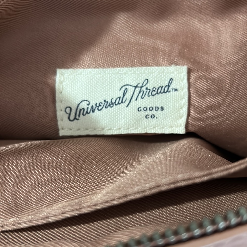 Pink Universal Thread Bag - Picture 2 of 5